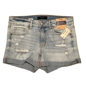 NWT‎ Aero Low-Rise Distressed Midi 3.5" Light Stretch Cuffed Jean Shorts - Sz 8